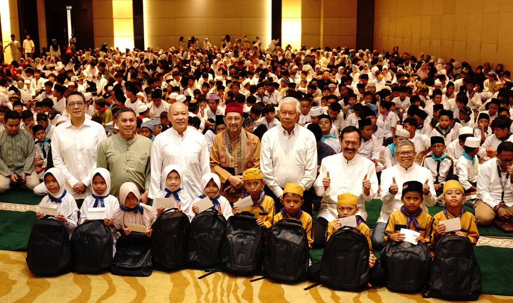 Strengthening Social Responsibility, Agung Podomoro Land Hosts Iftar with 1,300 Orphans 1