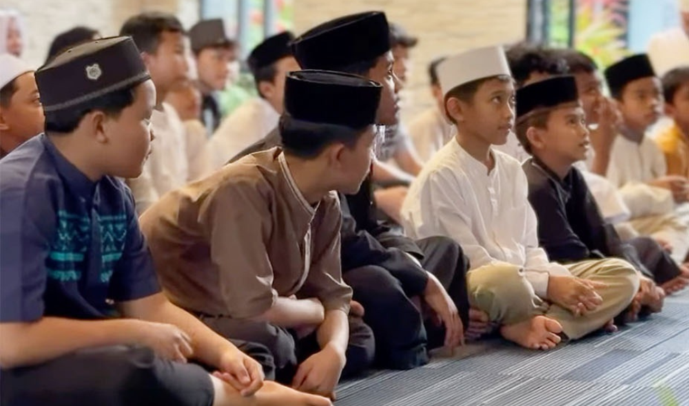 Menebar Keberkahan Ramadan, Vimala Hills Berbagi Kebahagiaan Bersama Anak Yatim 1