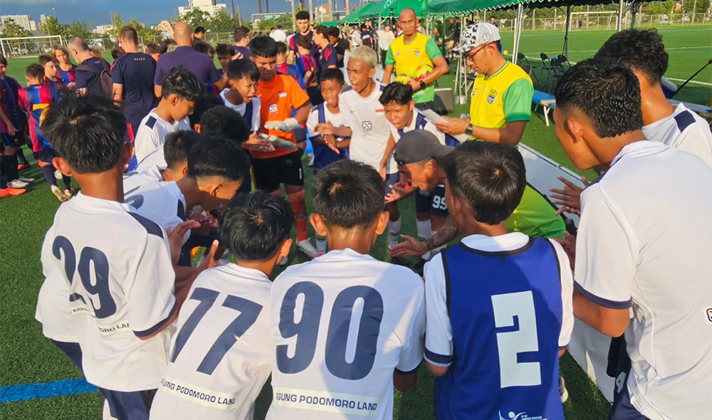 APL Indonesia Secures Three Wins and Reaches the Round of 16 at the U-12 Junior Soccer World Challenge 2026 2